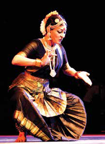 ആദരവ് വിലക്കുകൾ തകർത്തവരോട് 4 mallika2